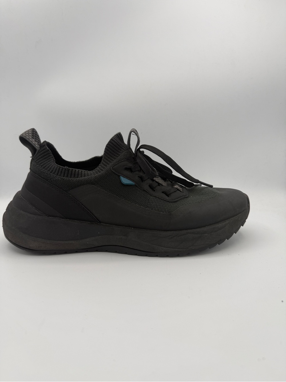 Vessi Men's Stormburst Low Top Sneaker Waterproof 8